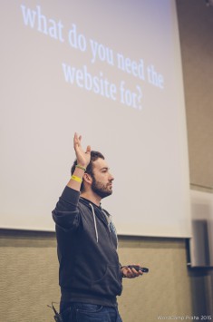 WordCamp Praha 2015 - Luca Sartoni